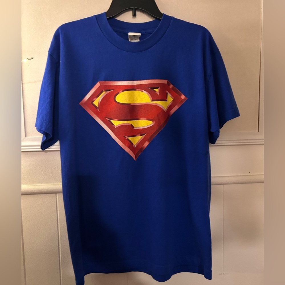 RARE 1999 Limited Edition Superman T-shirt 1999 Warner Brothers 1999 DC Comic